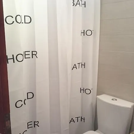 Dakis アパート